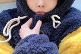 时光刻痕下的坚韧绽放：四十四岁河莉秀的自拍人生注脚