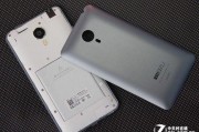 你的桌面效率，就差一个“懂整理”的鼠标！聊聊我用MX Master 4理清工作流的真实体验