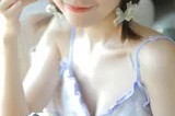 粉嫩双辫少女的夏日光影诗篇