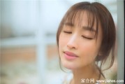 花间笑靥映晴空 张俪纯净气质写真集
