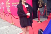刘语熙生活随拍展现从容魅力