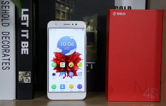 360 N4S怎么样？这部千元续航神机，是否真能让你告别电量焦虑？
