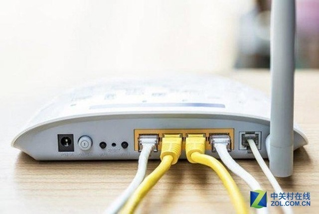 WiFi信号弱到想摔手机？这几招让你家网速飞起来！