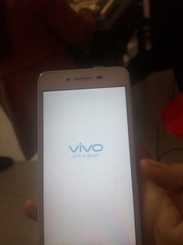 “电”力十足又抗造！vivo Y35到底怎么样？用了大半年，我来扒扒它的真实面