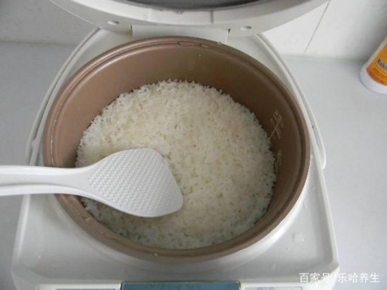 三角牌电饭锅，老国货真的能煮出“外婆家的饭香”吗？