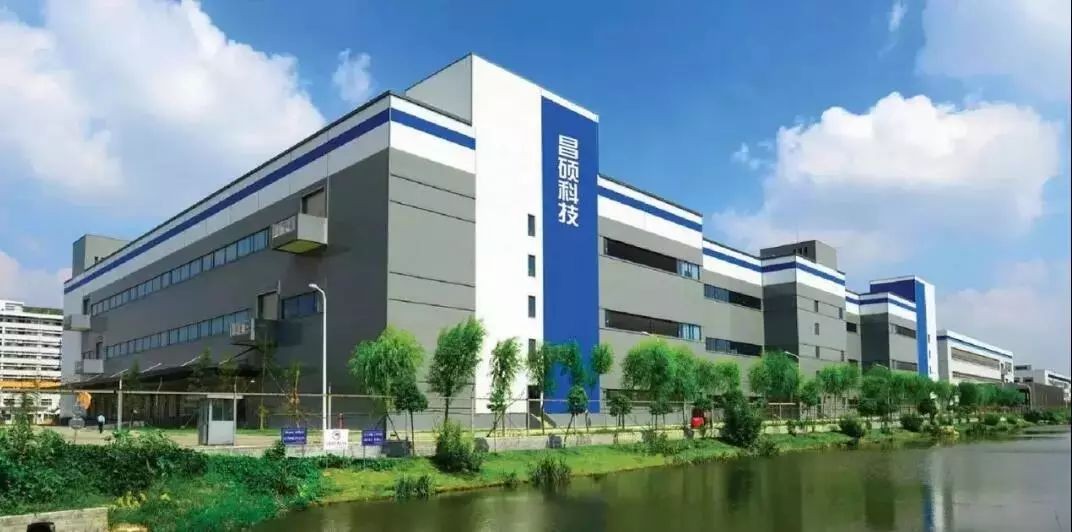 上海英华达怎么样？一个“围城”般的真实探秘：光环、汗水与争议并存