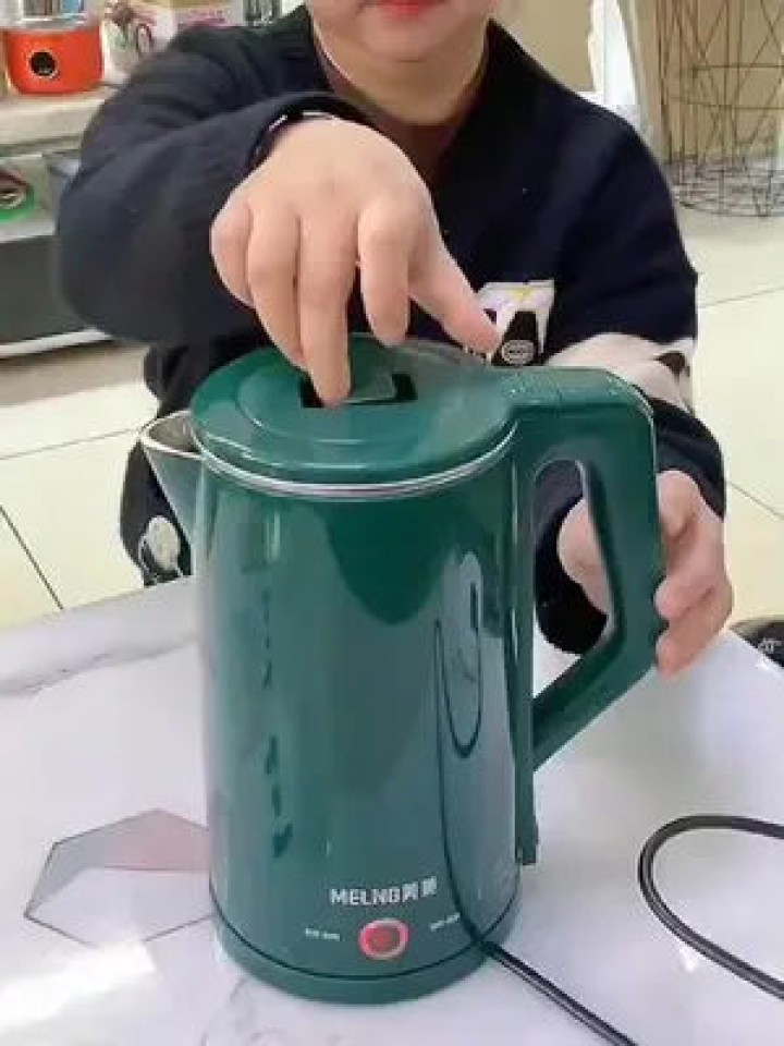 亲测美菱热水壶，这个老牌子到底靠不靠谱？用了一周我来说实话！