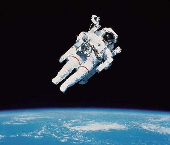 人在太空会怎么样？这些太空冷知识让你惊掉下巴！