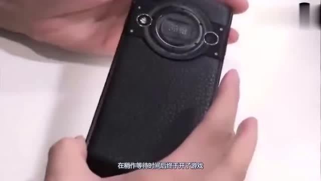 你花一万多买8848手机，到底图个啥？是面子，里子，还是脑子？