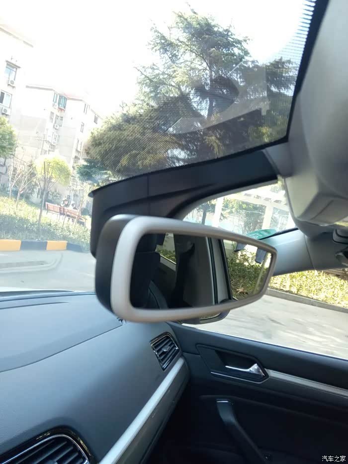 凌渡行车记录仪到底咋样？老司机用了大半年，憋了一肚子话想说