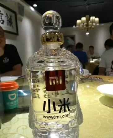 卖白酒怎么样？这碗“陈年老酒”该换个什么姿势喝？