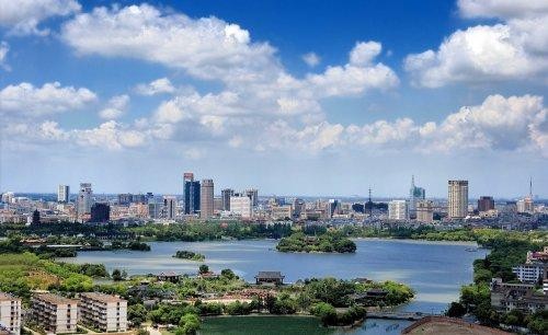嘉兴到底怎么样？一个7000年水乡的现代“逆袭”之路