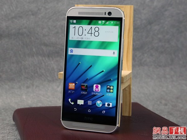 嘿，朋友，还记得当年那部“指尖上的金属交响乐”吗？——聊聊HTC One M8这部“西装暴徒”