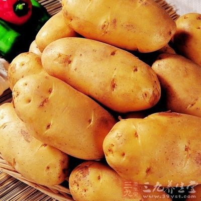 土豆保存大法：婆婆教我这一招，放半年不发芽不发青！