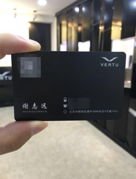 威图手机怎么样？扒一扒这部“奢侈道具”背后的真实故事