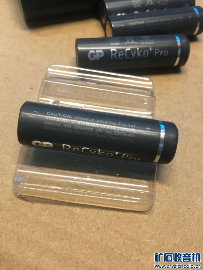 家里遥控器、玩具总缺电？试试超霸充电电池，让你告别电池焦虑！