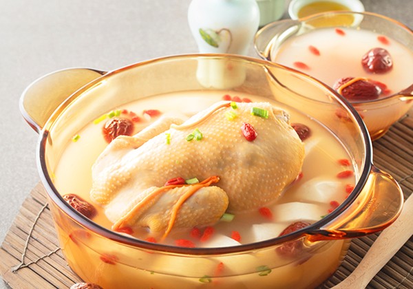 康宁锅究竟好不好用？用了半年的我，来给你唠点大实话！