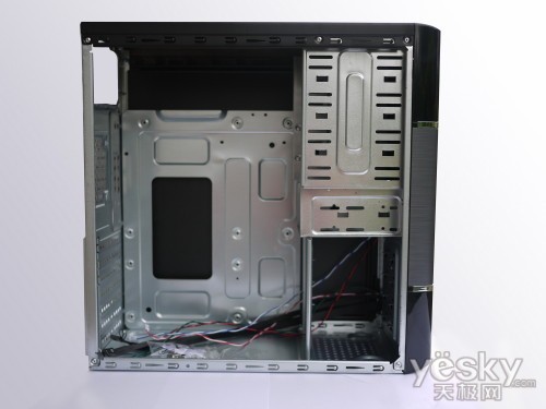 标题：大水牛机箱怎么样？俺这老装机户给你唠点大实话！