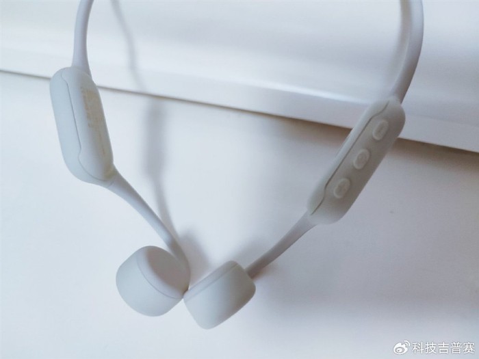 潜水听歌还是潜入考场？聊聊“潜耳机”那些让人大跌眼镜的真面目