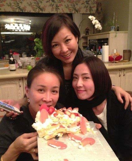 从“秤砣”到“疑云”，那英背后那个男人的真面目